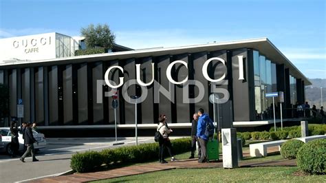 outlet gucci leccio firenze|gucci store firenze.